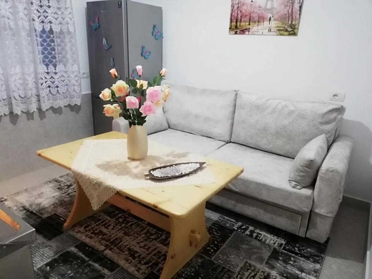 Romance Apartments Tirana