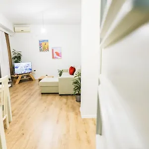 At Bazaar Apartment Tirana