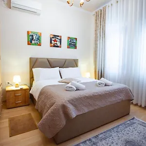 Center - Zogu I Boulevard Apartment Tirana